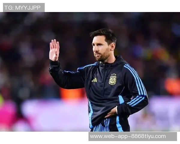 特朗普自夸足球技艺虽不及C罗梅西但速度更胜一筹